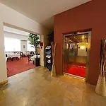 Seehotel 3* Kell am See