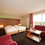 Seehotel 3* Kell am See