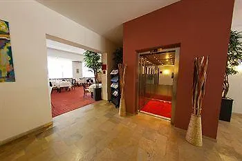 Seehotel 3* Kell am See